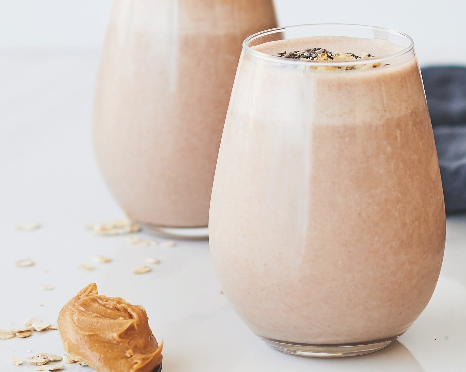 Zemesriekstu sviesta smūtijs masas audzētājiem - Vitamins.lv